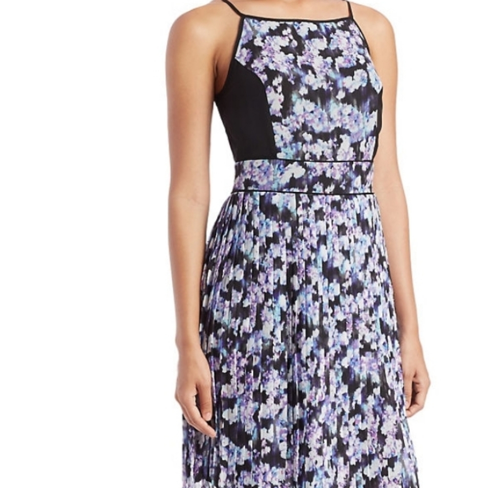 Jessica Simpson dress